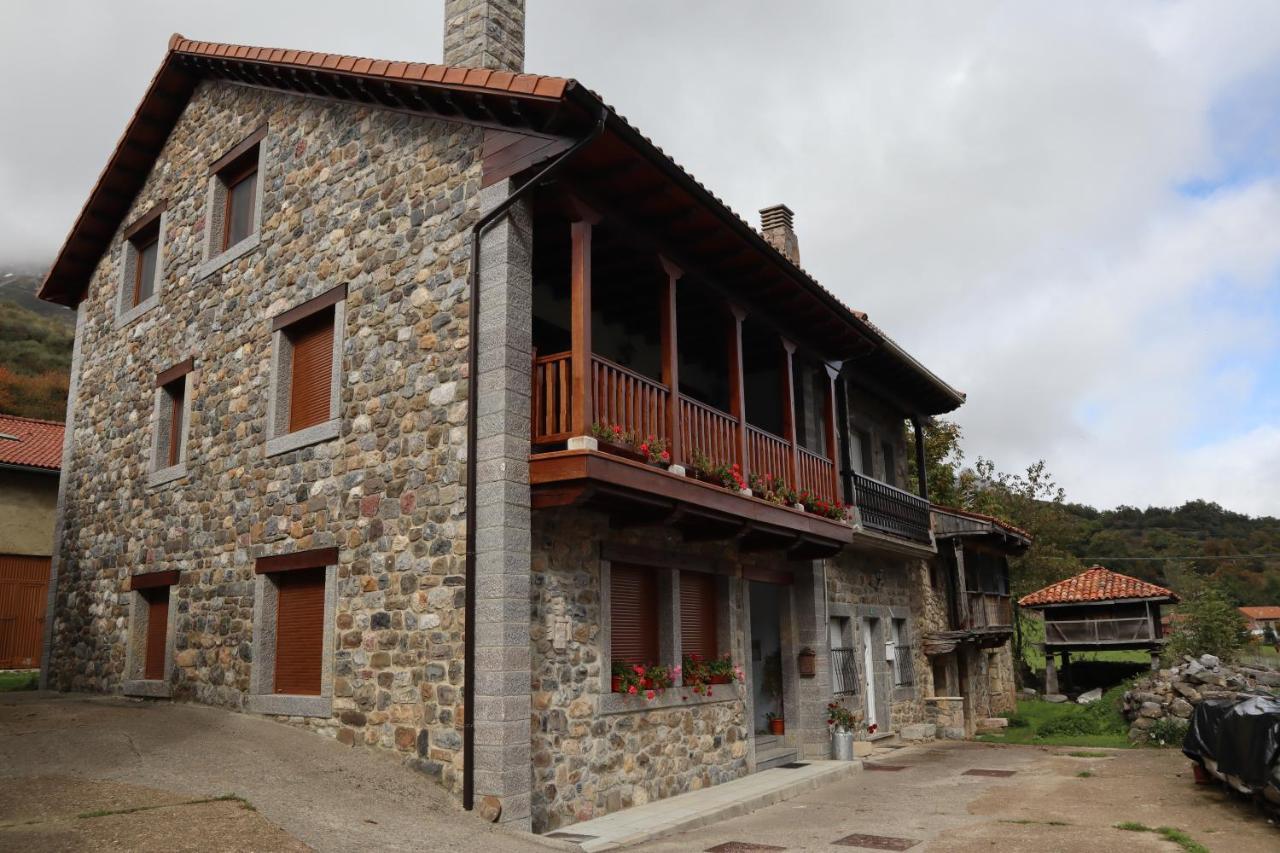 Casa Rural Pambuches Soto De Valdeon Eksteriør bilde