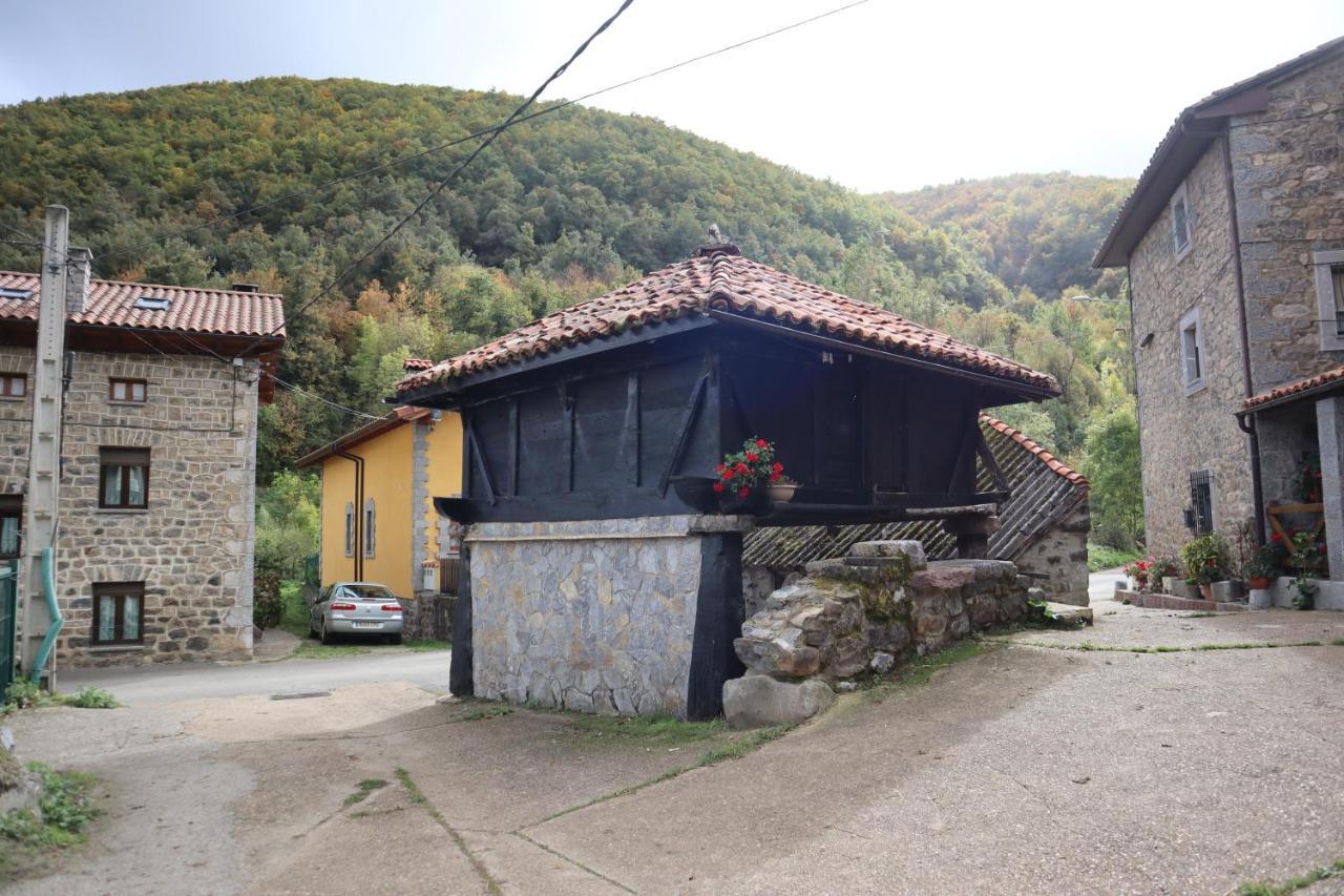 Casa Rural Pambuches Soto De Valdeon Eksteriør bilde